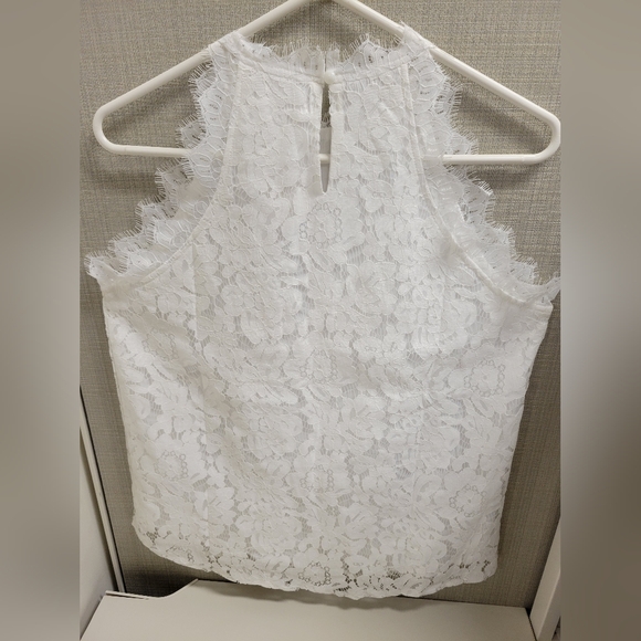 Womens Sleeveless Lace Blouse - Picture 7 of 10
